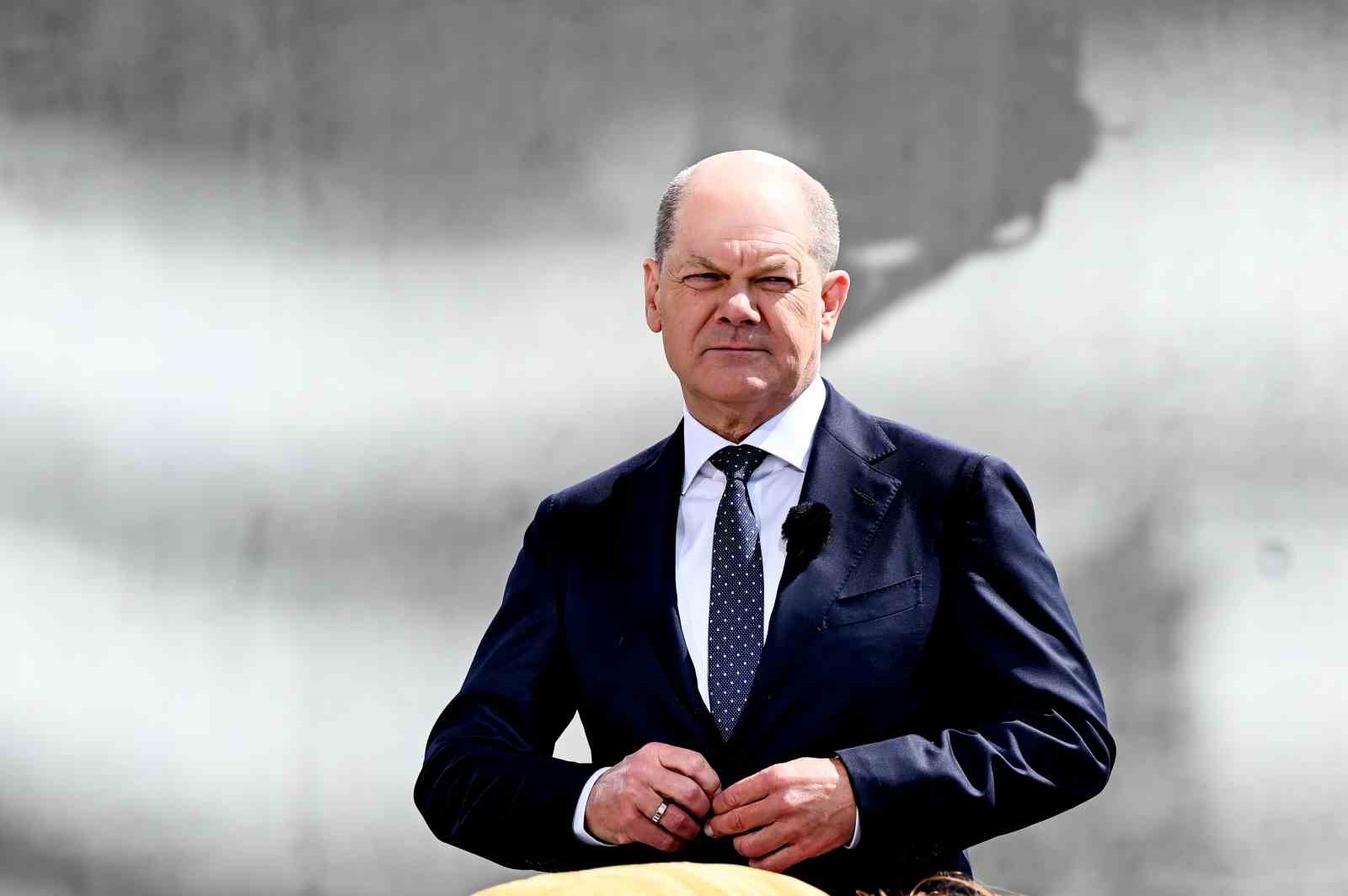 Almanya Başbakanı Scholz: “Fransa’nın istikrarsız hale gelmesini beklemiyorum”